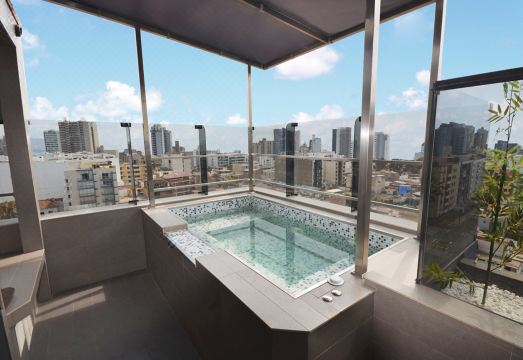 Qp Hotels Lima Hotel Overview