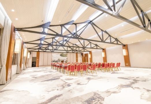 Five fingers • Yuemei Tangquan Resort Hotel Overview