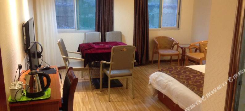 石泉龙江商务酒店图片