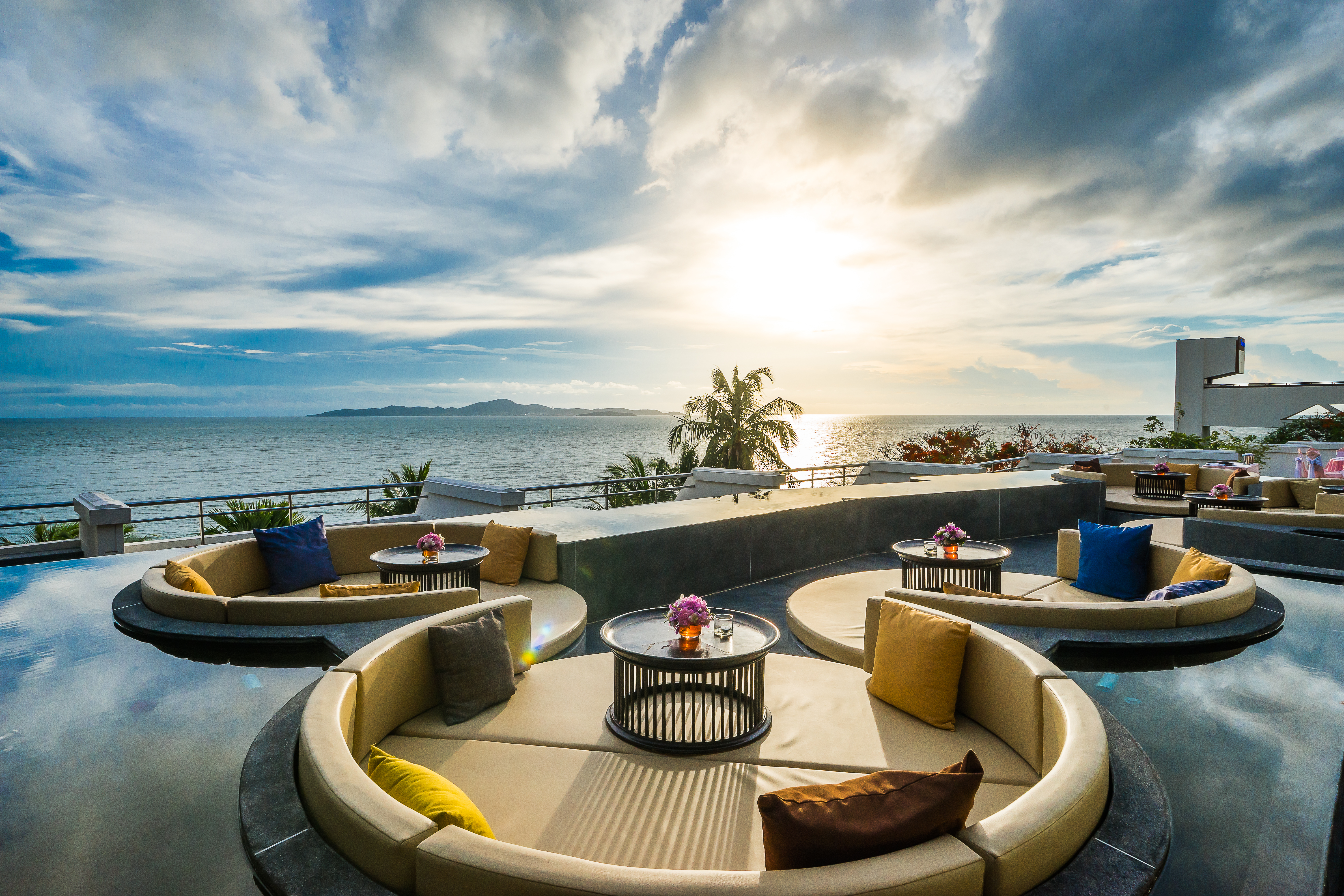 Royal Cliff Beach Terrace PattayaOver view