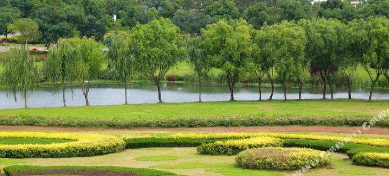 华舒酒店(上海青浦新城地铁站东方商厦店)图片