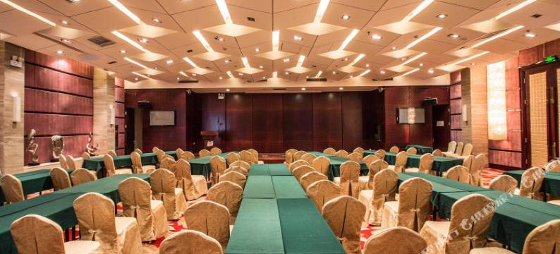 君融酒店(邯郸高铁东站第四中学店)图片