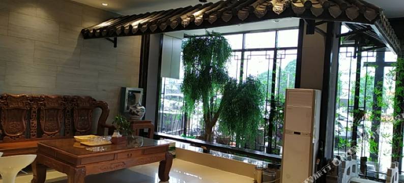 宁明骊都商务大酒店图片