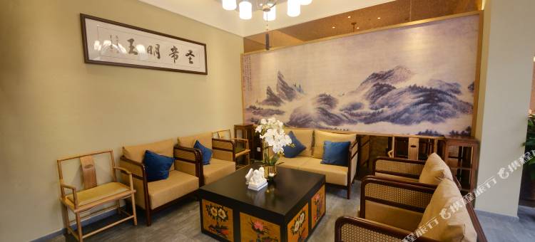 剑阁翠云里温泉度假酒店(剑门关高铁站店)图片