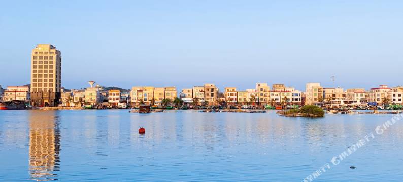 雷州黄金海岸大酒店图片