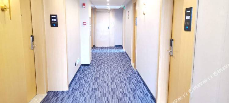 兰欧酒店(信宜绍秀体育馆店)图片