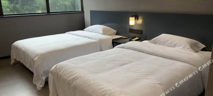 四信酒店(重庆大龙山松石大道店)图片