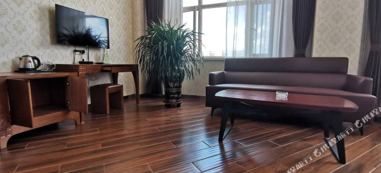 康保康巴诺尔酒店图片