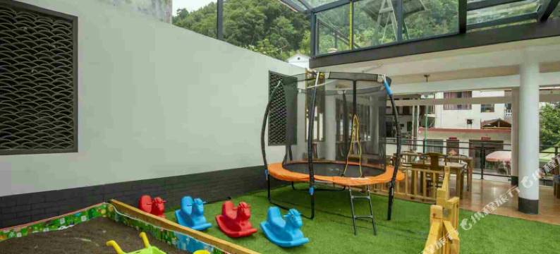 重渡沟牛家小溪民宿图片