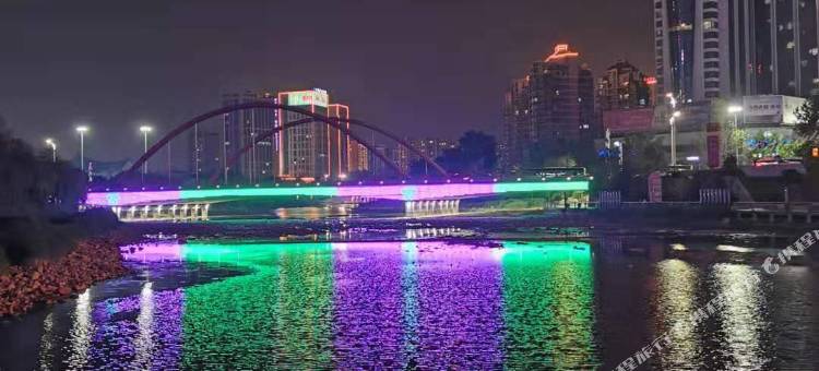 如家华驿精选酒店(潍坊风筝广场泰华城店)图片