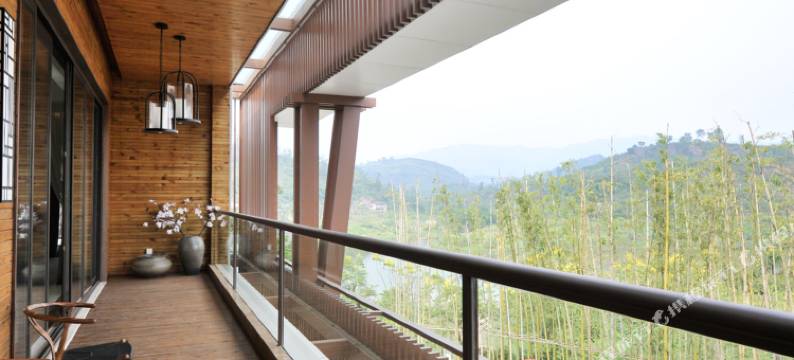 重庆心景康养集团(重庆)度假别墅(3号店)图片