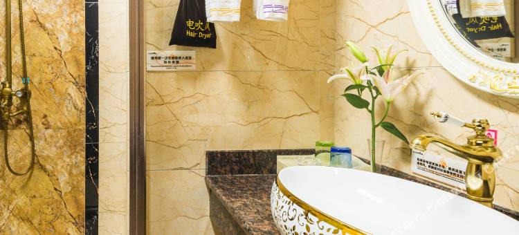 云之尚酒店(罗平玛格丽特店)图片