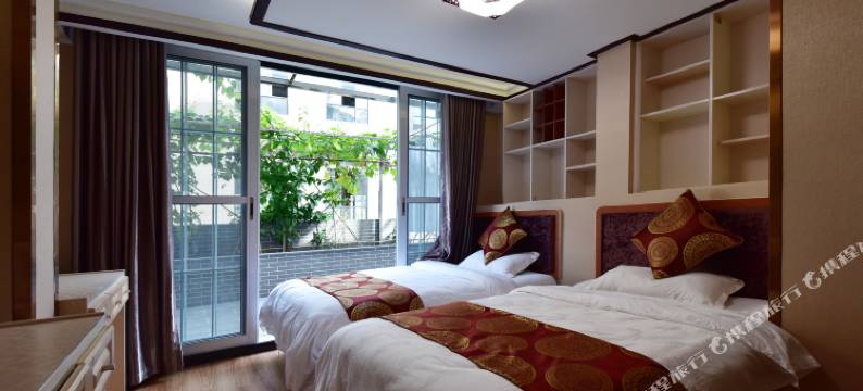 阆中聚园客栈(火车站店)图片