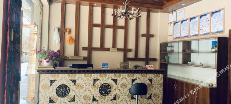 新龙梁昂孜荣大酒店图片