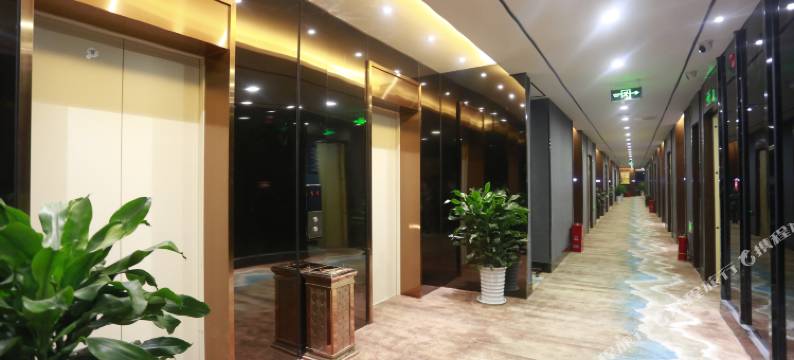 智聿尚精品酒店(成都温江大学城店)图片