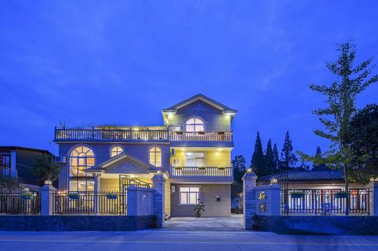 都江堰栖源民宿