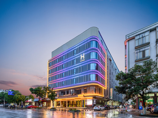 环宇酒店(灵山汽车总站店)