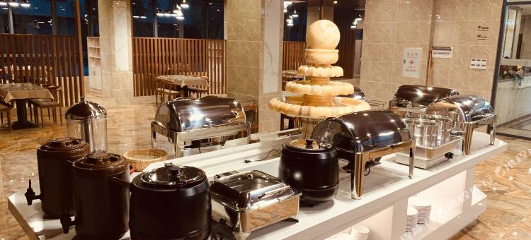 阳春淘金假日酒店图片