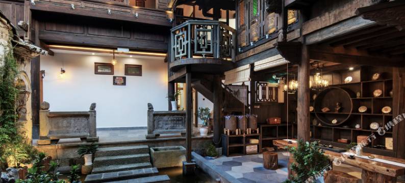 腾冲繁花轻奢庭院图片