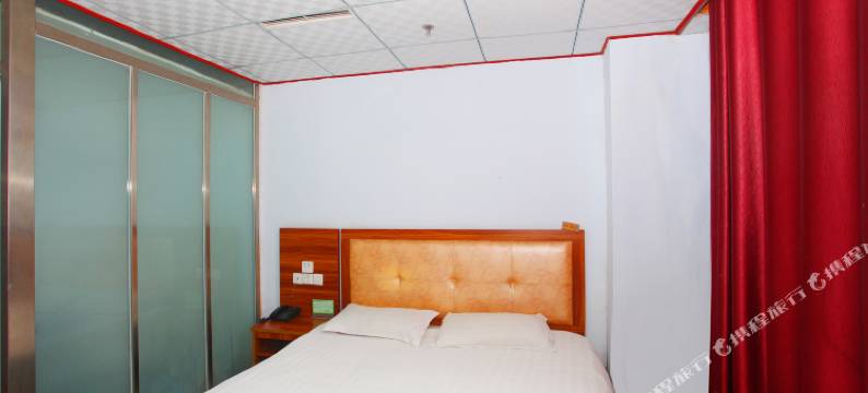 泸州煌冠时尚酒店图片