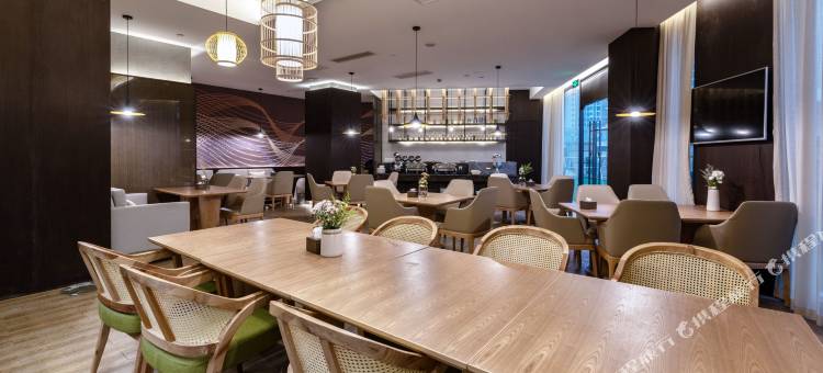 希悦智能酒店(广安南站店)图片