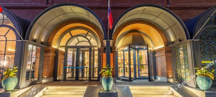 雨荷书香世家酒店(济南西站国际会展中心店)图片