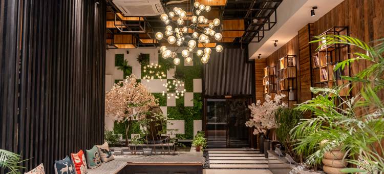 伊佳Loft主题酒店(平顶山火车站店)图片