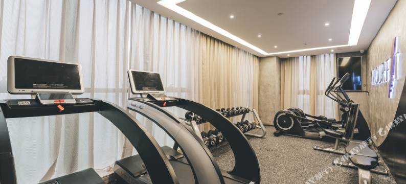 重庆观音桥紫薇路亚朵酒店图片