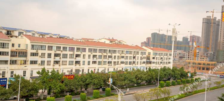 荷呈酒店(贵港高铁站市政府店)图片