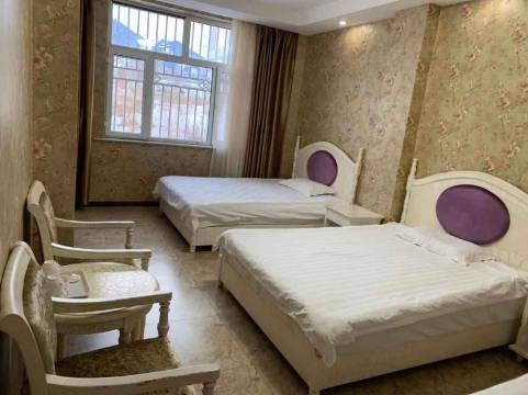 乌鲁木齐县金色九月度假村