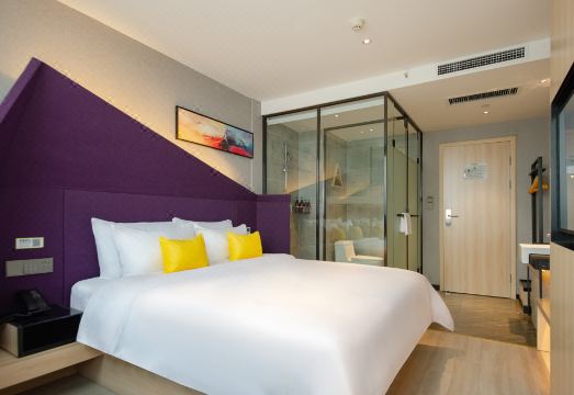 YY Hotel (Gaoping Yongxing Times Plaza)Hotel Overview