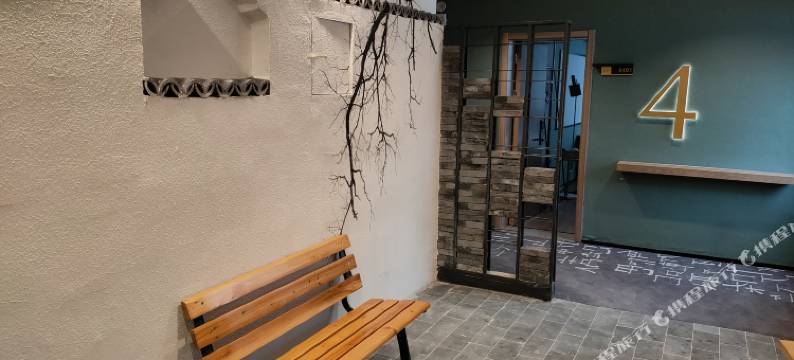 衢州翁礼文化酒店(国金中心水亭门店)图片