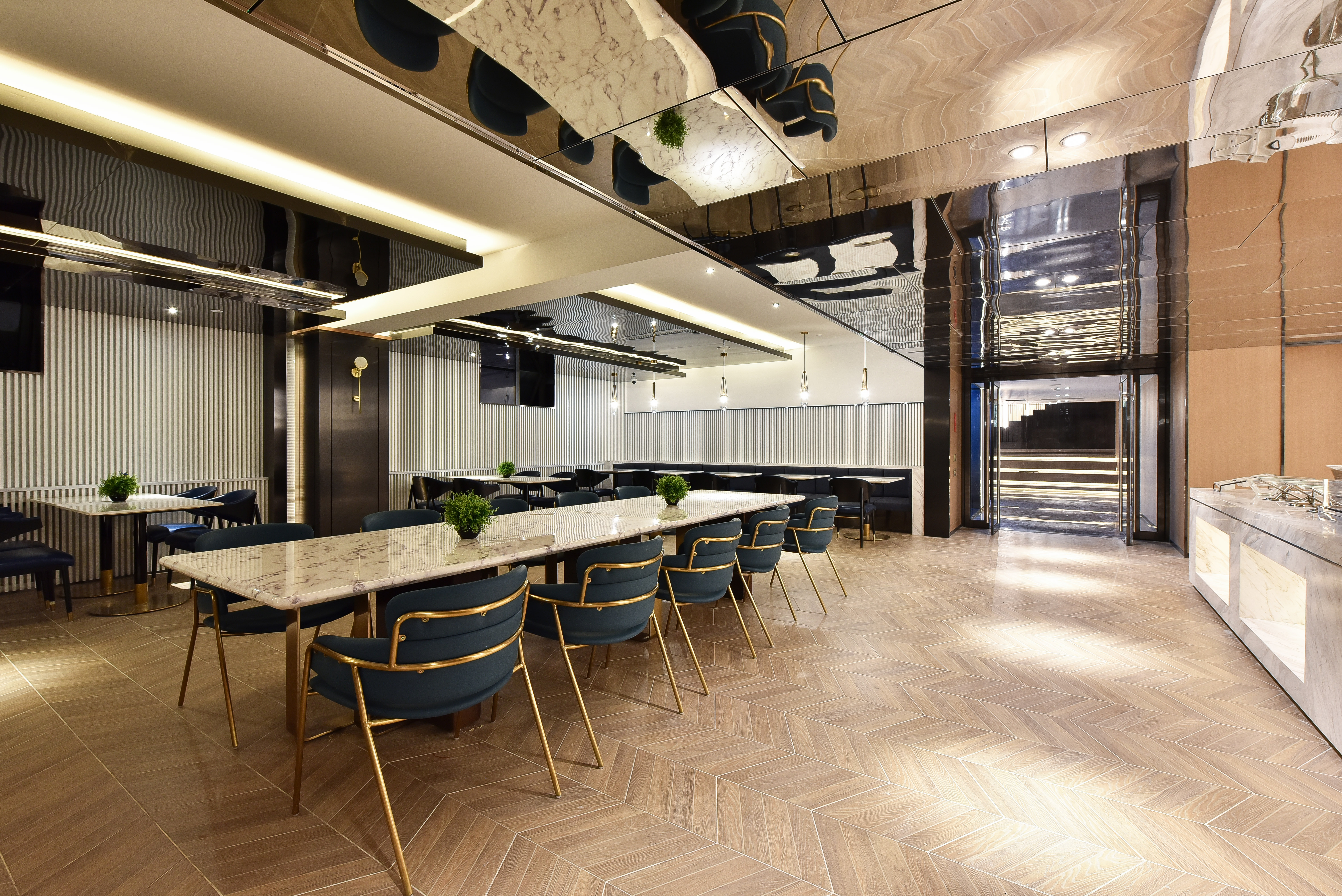 Atour HotelOver view