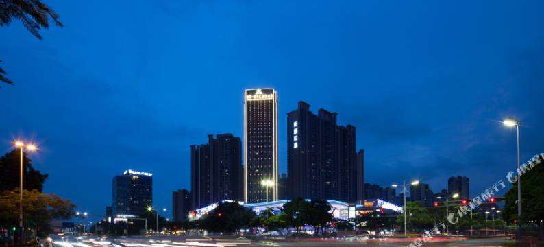 百年汇国际公寓(佛山金铂中心桂澜路店)图片