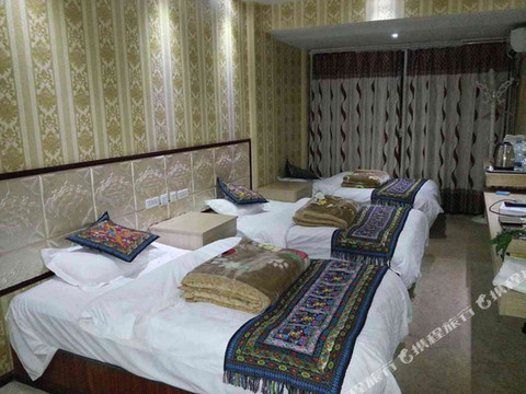 双柏彝宸居客栈