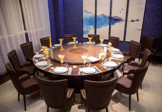 Huangsheng Hotel Hotel Overview