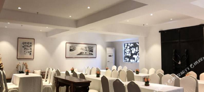 贵阳爱书山房文化客栈(青岩古镇店)图片