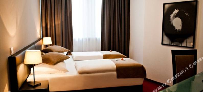 Homaris The Corner - Digital Check In 图片