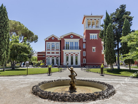 卡尔杜奇罗马纳齐美美居别墅酒店