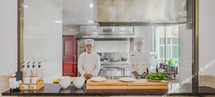 柏曼酒店(惠州仲恺汽车站店)图片