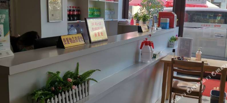 文怡苑商务宾馆(青岛火车站栈桥店)图片