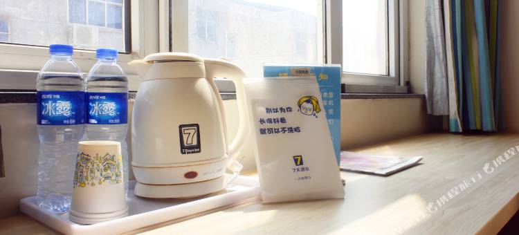 7天酒店(商丘高铁站民主路万达广场店)图片