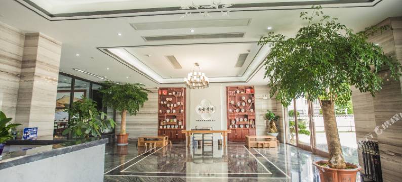 弥渡舜班酒店图片