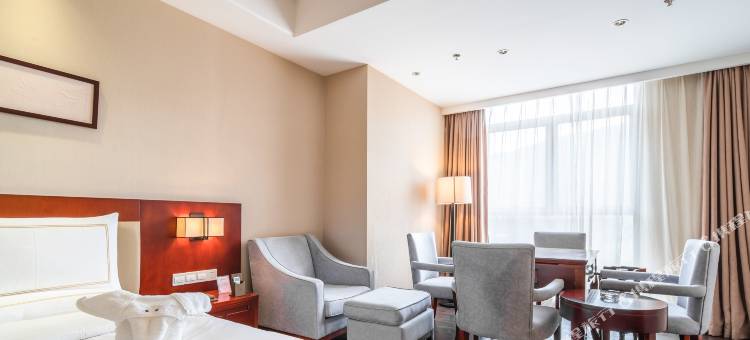 道真两江假日丽呈酒店图片