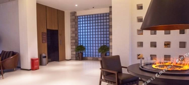 红原家园酒店图片