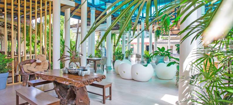 普吉岛叶普门塔泳池别墅(Yipmunta pool villa phuket)图片
