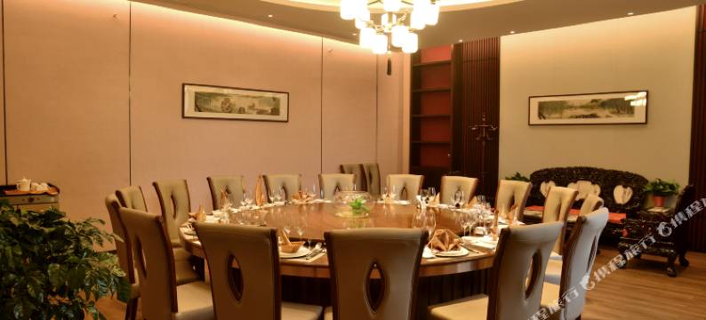 山水园林酒店(绵阳站南郊机场店)图片