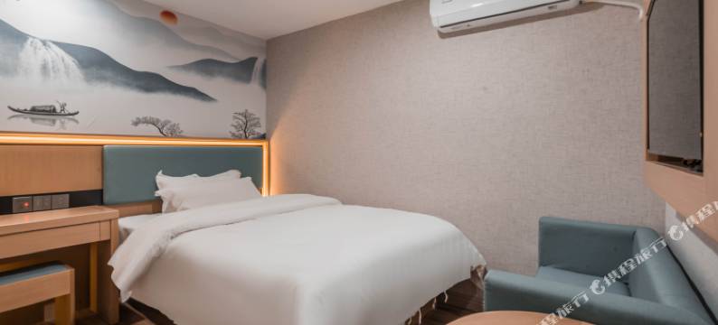 上海福乐精选酒店(虹桥机场淞虹路地铁站店)图片