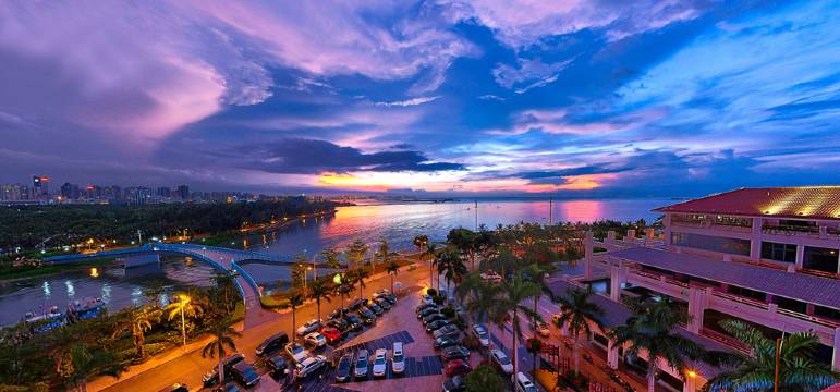 海口悦玺海景酒店(万绿园云洞图书馆店)图片