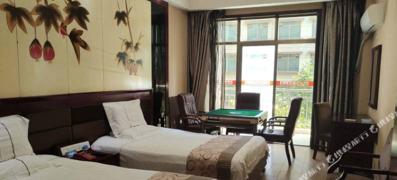 温馨99商务酒店(南昌红谷滩秋水广场店)图片